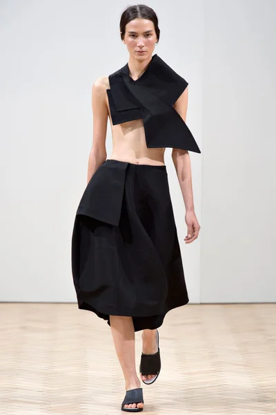 Look 17